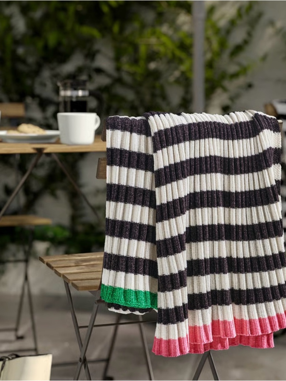 IKEA MOSSMOTT Throw